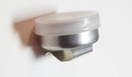 Масленка одинарная цилиндр (металл, с пластик.крышкой) д=4,0 см
