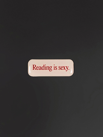Стикер объемный READING