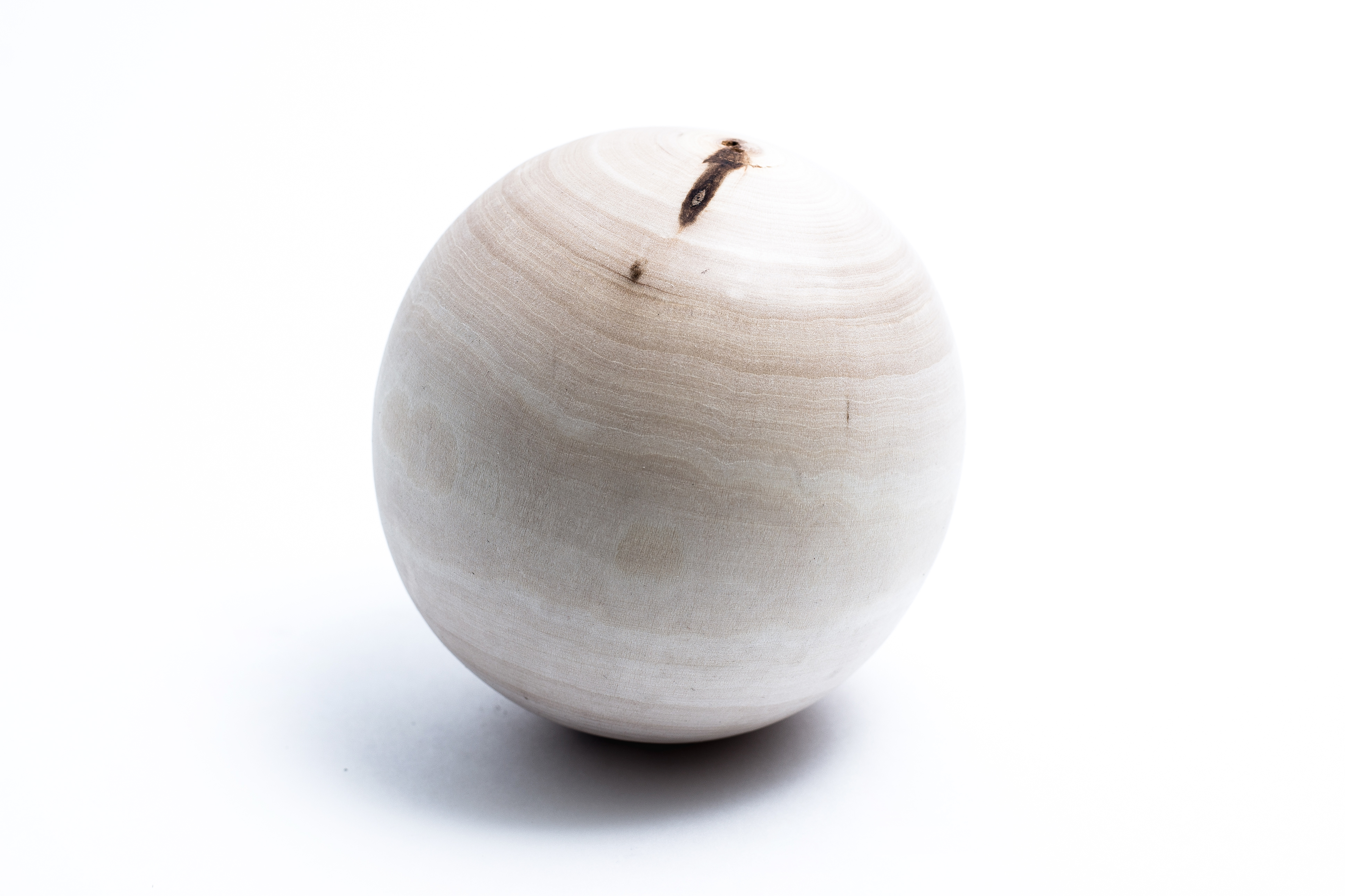 Шар из липы 8 см